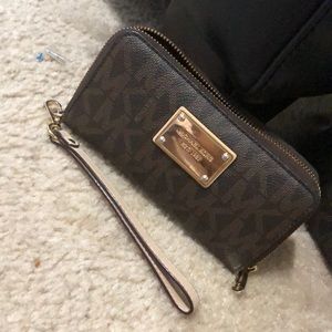 Michael Kors wallet